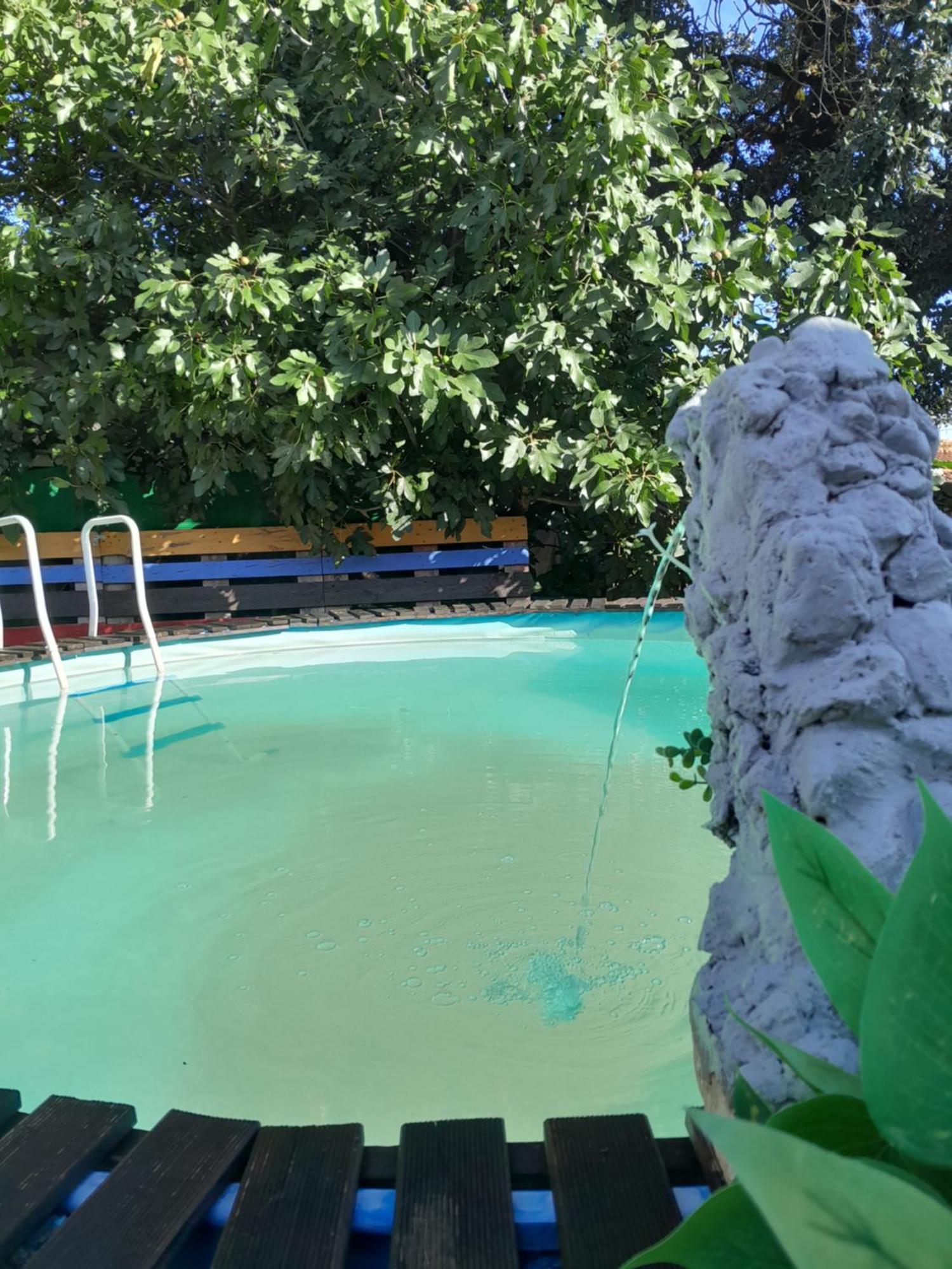 Porto de Mós Refugio Das Artes Guesthouse מראה חיצוני תמונה