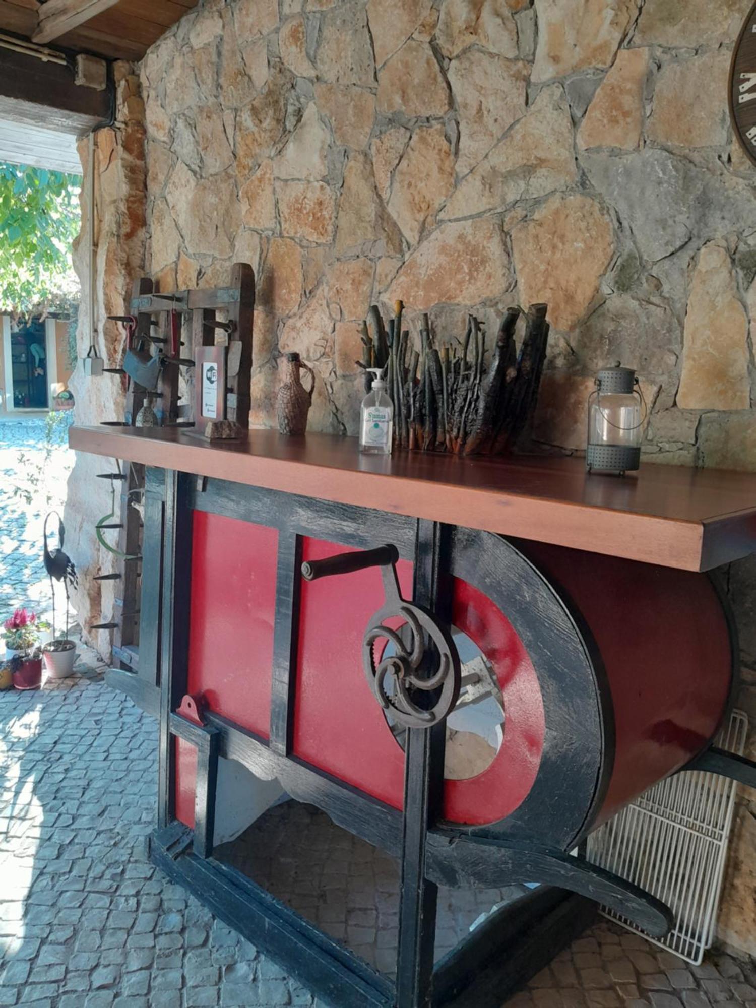 Porto de Mós Refugio Das Artes Guesthouse מראה חיצוני תמונה