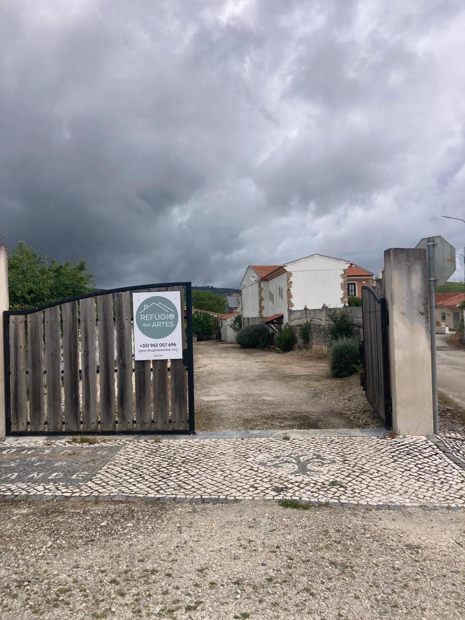 Porto de Mós Refugio Das Artes Guesthouse מראה חיצוני תמונה