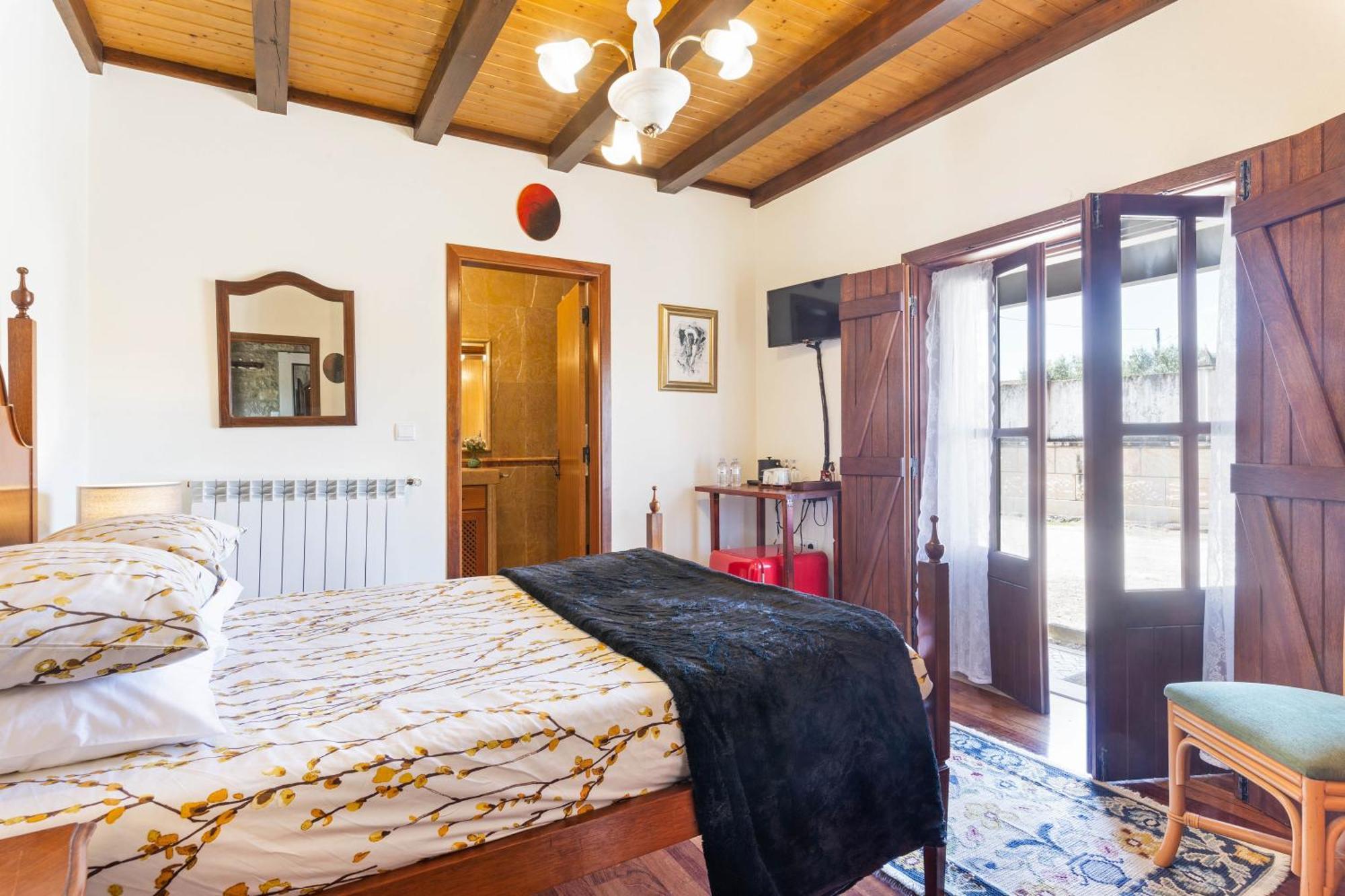 Porto de Mós Refugio Das Artes Guesthouse מראה חיצוני תמונה