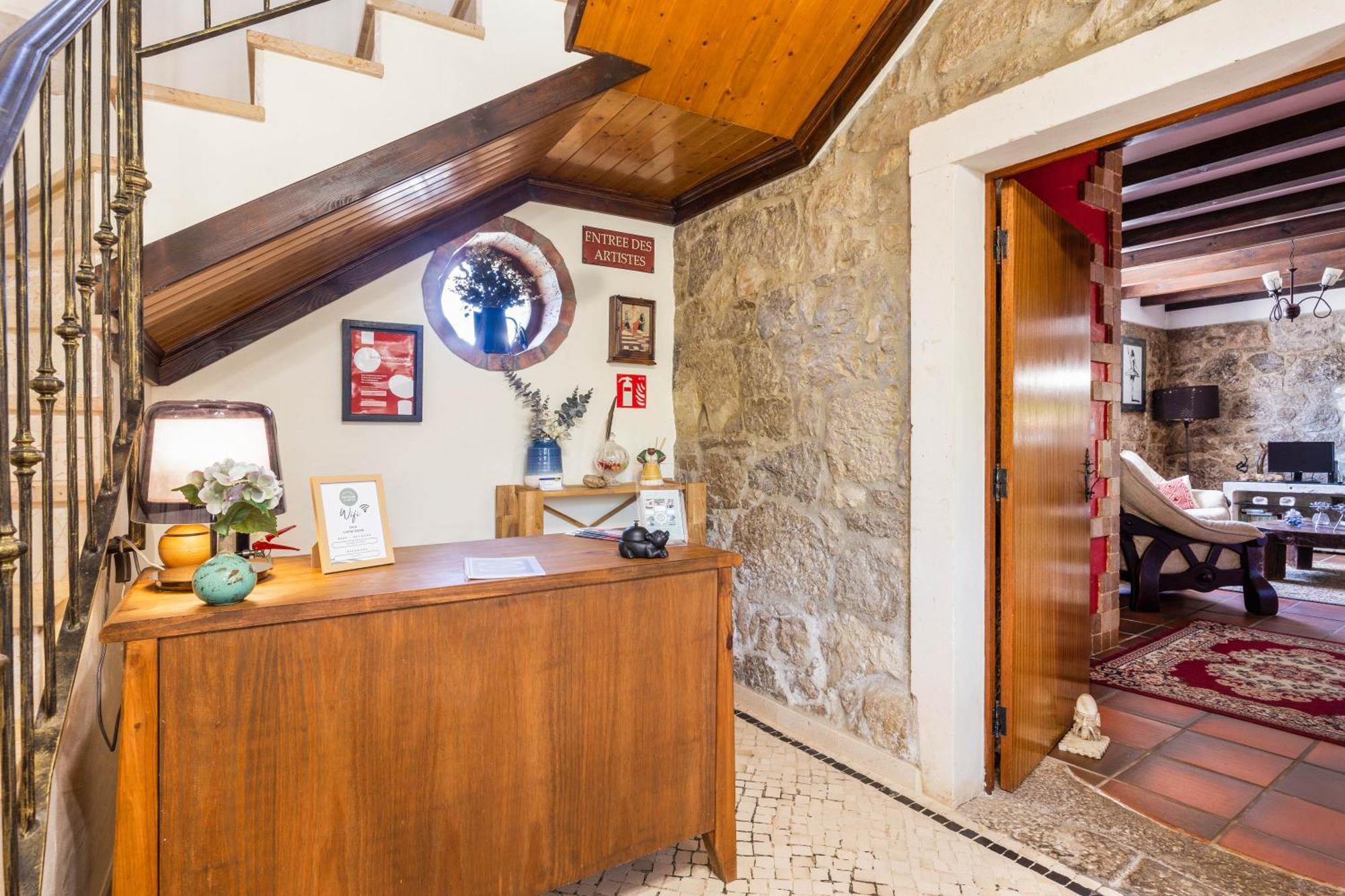 Porto de Mós Refugio Das Artes Guesthouse מראה חיצוני תמונה