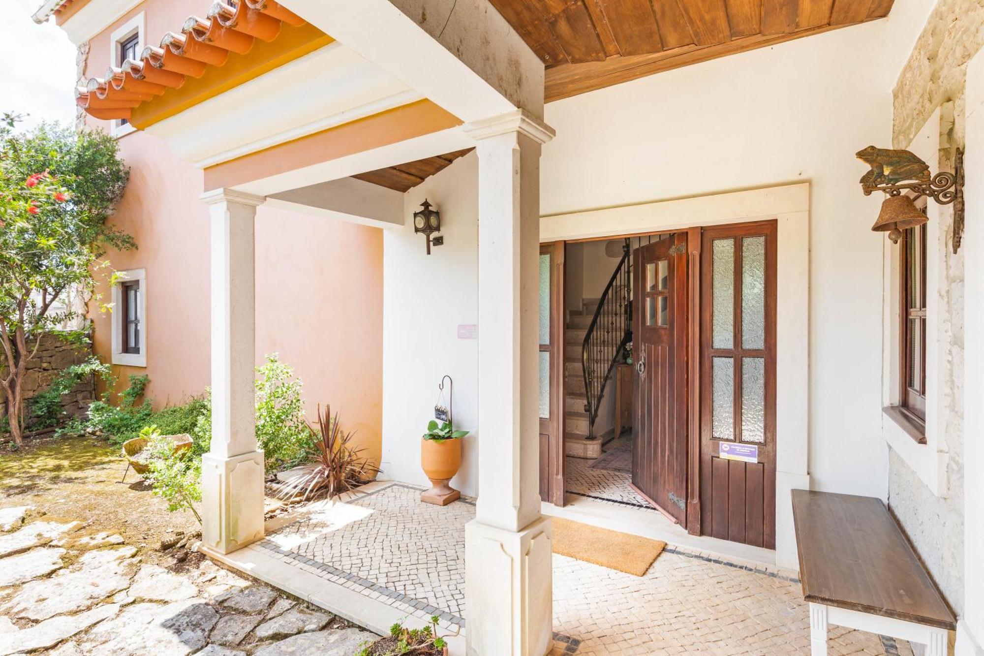 Porto de Mós Refugio Das Artes Guesthouse מראה חיצוני תמונה